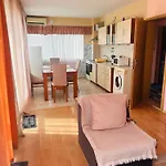 Apartament For Guests 