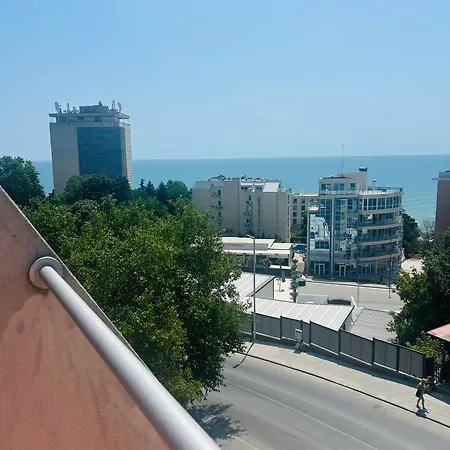 Apartament For Guests 