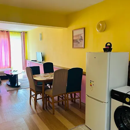 Апартаменты For Guests 
