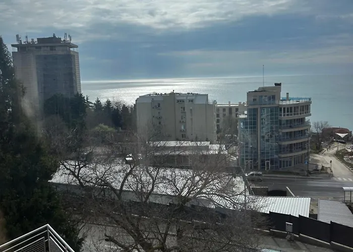 アパート For Guests 