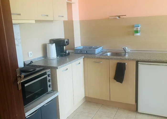 アパート For Guests 