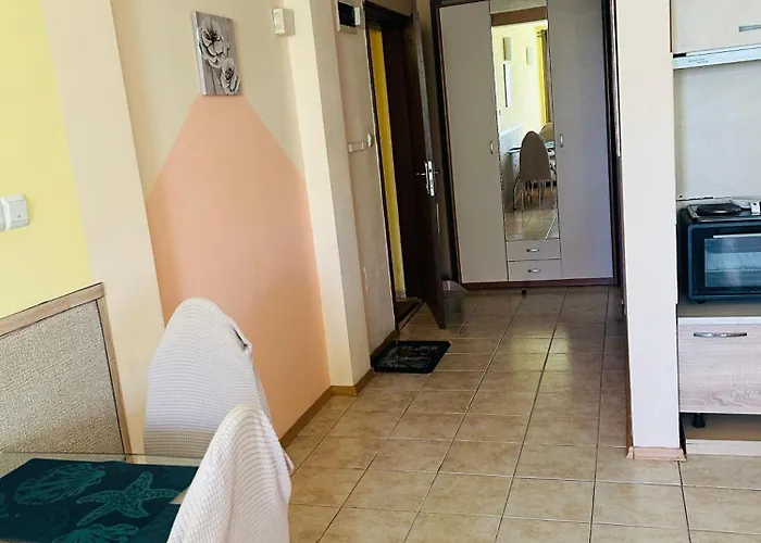 アパート For Guests 